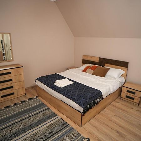 Grandpa House - Studio App.2 Тирана Экстерьер фото