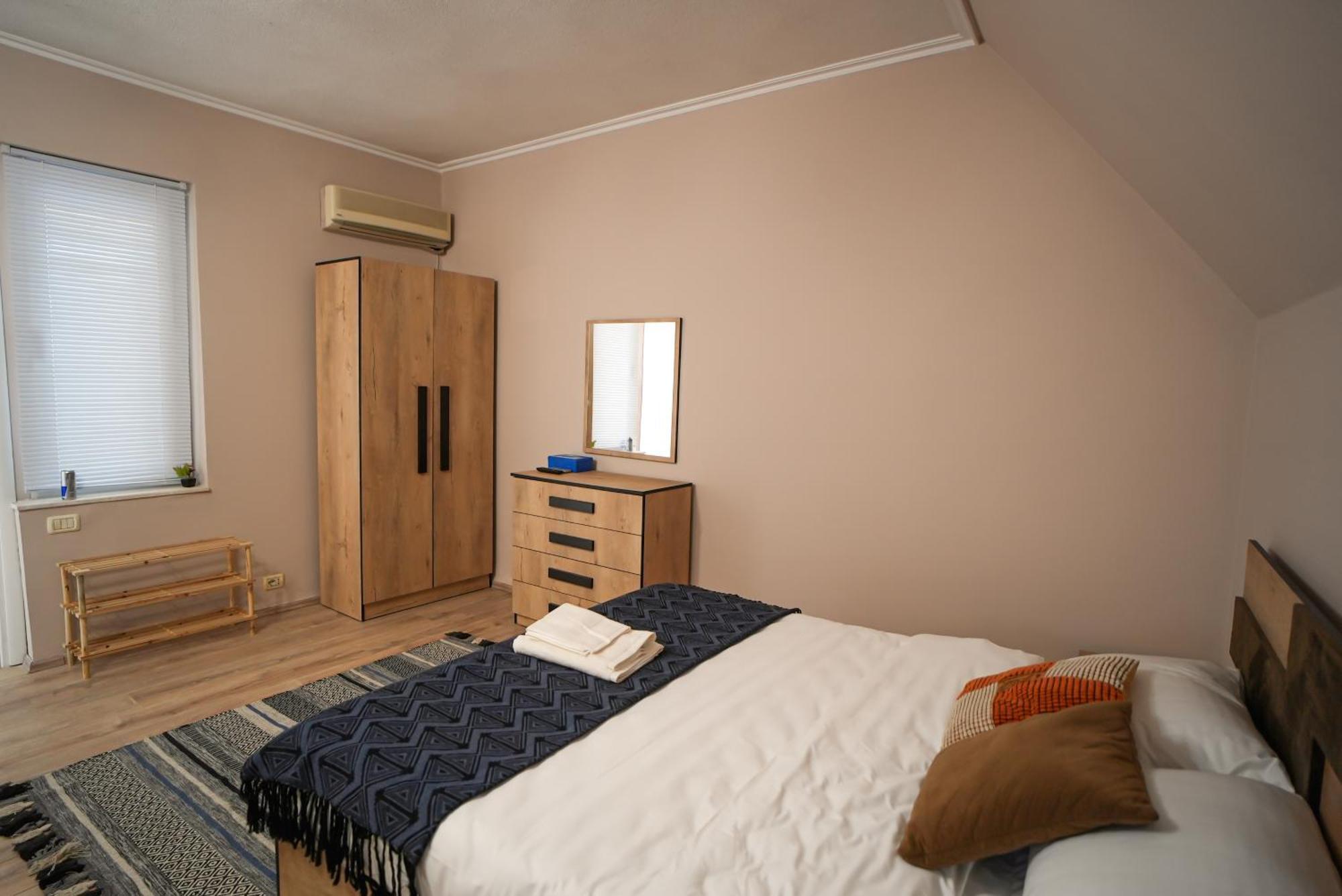 Grandpa House - Studio App.2 Тирана Экстерьер фото